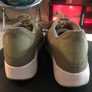 Nike Air Max 90 - Dark Green sz 11.5